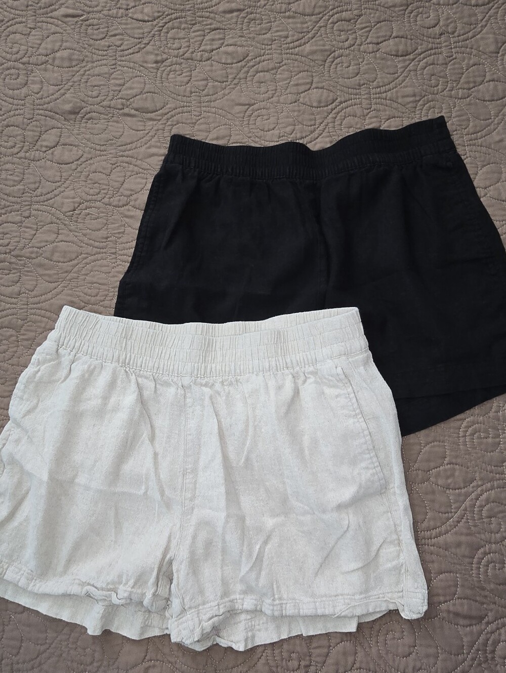 Old Navy - High-Waisted Linen-Blend Shorts Bundle